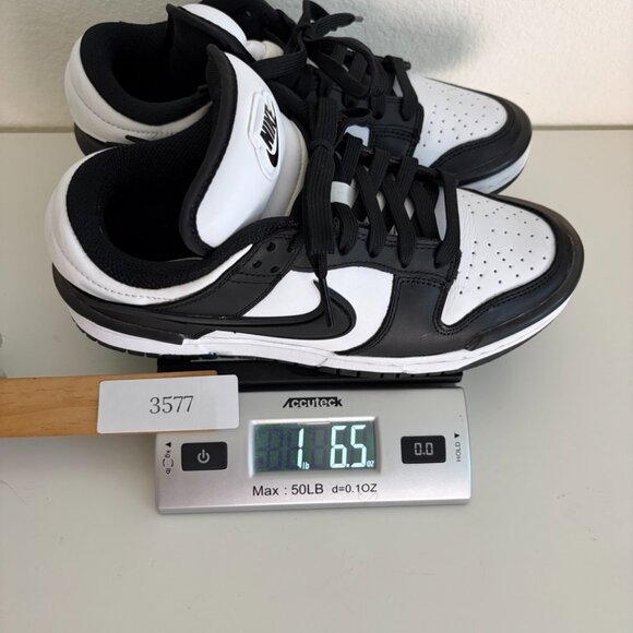 Nike Women’s Dunk Low Twist ‘Panda’ Black and White Size 7 Leather - Picture 9 of 9